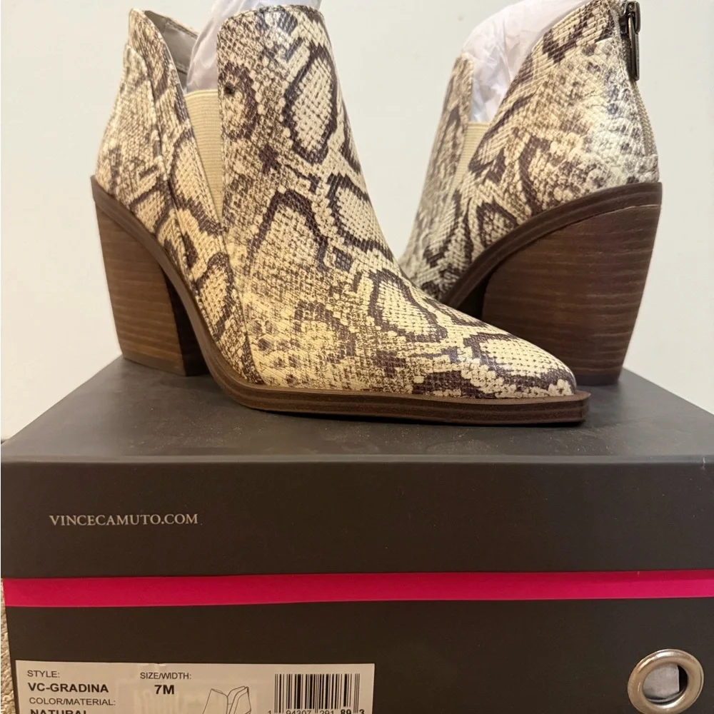 Women’s Snake-Print Ankle Booties - Vince Camuto- NWT - Picture 2 of 4